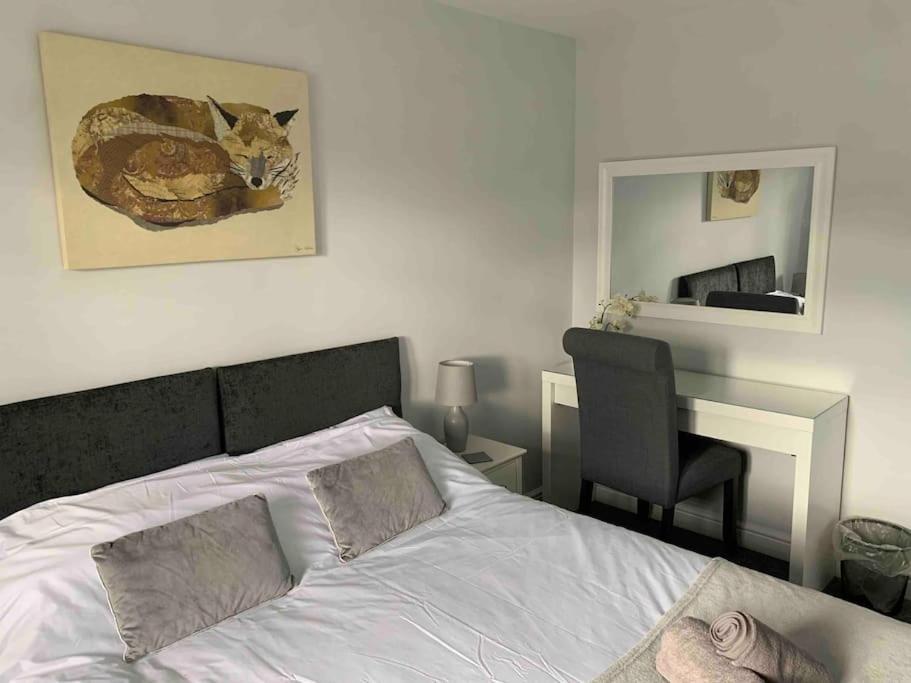 Hedgehog Cottage Bury St. Edmunds エクステリア 写真